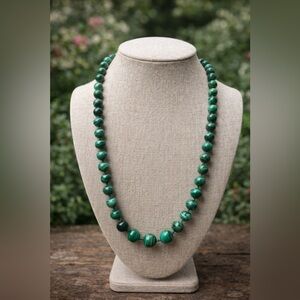 Vintage Genuine Green Malachite Stone Graduated Necklace Arizona 22in 52 Beads
